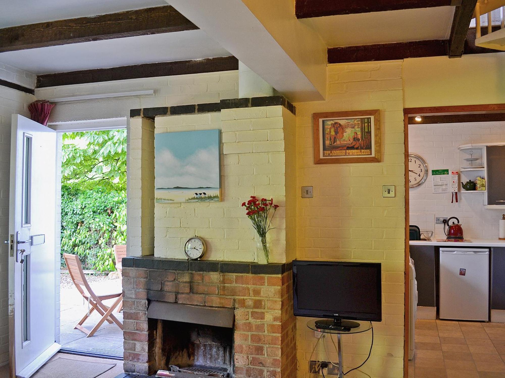 Crown Cottage Hartest Экстерьер фото